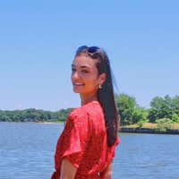 Sitter Profile Image: Aisling N.