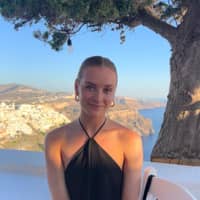 Sitter Profile Image: Serena D.