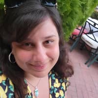 Sitter Profile Image: Victoria I.