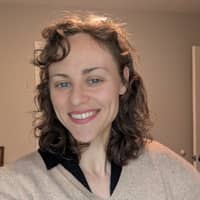 Sitter Profile Image: Hanna I.