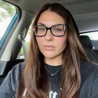 Sitter Profile Image: Sara T.