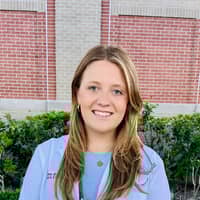 Sitter Profile Image: Sophia M.