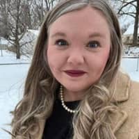 Sitter Profile Image: Cally D.