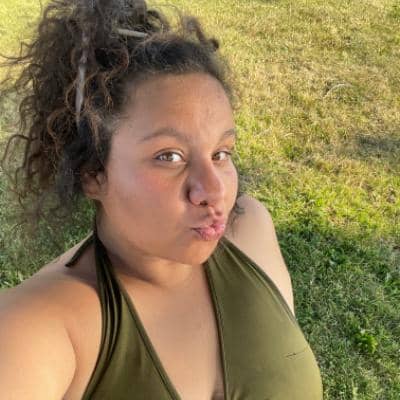 Sitter Profile Image: Yesenia T.