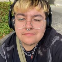 Sitter Profile Image: Jade H.