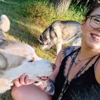 Sitter Profile Image: Emily F.