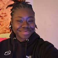 Sitter Profile Image: Mikayla R.