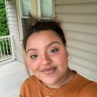 Sitter Profile Image: Liana R.