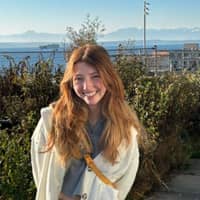 Sitter Profile Image: Macy K.