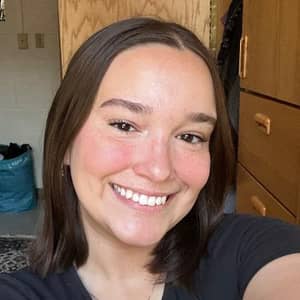 Sitter Profile Image: Allison T.