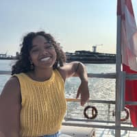 Sitter Profile Image: Kristen M.