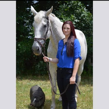 Sitter Profile Image: Jenna S.