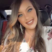 Sitter Profile Image: Analiese M.