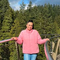 Sitter Profile Image: Victoria I.