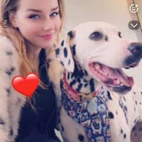 Sitter Profile Image: Stacey W.