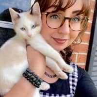 Sitter Profile Image: Alexis L.