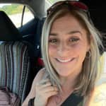 Sitter Profile Image: Julia R.