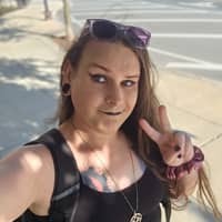 Sitter Profile Image: Emma Y.