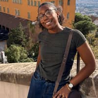 Sitter Profile Image: Salena A.