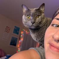 Sitter Profile Image: Emma L.