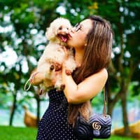 Sitter Profile Image: Nhi B.