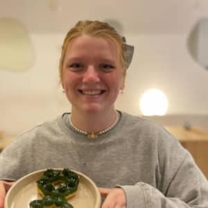 Sitter Profile Image: Amandine D.