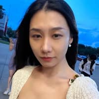 Sitter Profile Image: Junnan L.