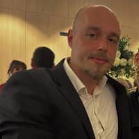 Passarens profilbild: Milos C.