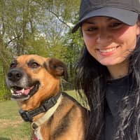 Sitter Profile Image: Bailey V.