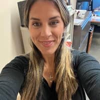 Sitter Profile Image: Gina B.