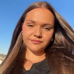 Sitter Profile Image: Iris P.