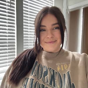 Sitter Profile Image: Shelby & Micah & Kayden L.