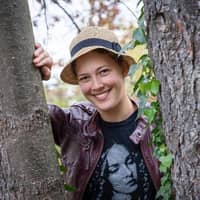 Sitter Profile Image: Elizabeth L.