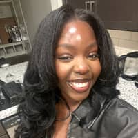 Sitter Profile Image: Lucrecia O.