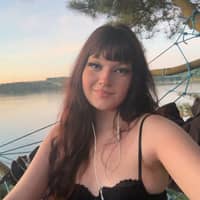 Sitter Profile Image: Katie B.