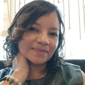 Sitter Profile Image: Johanna R.