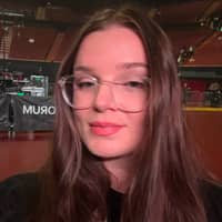 Sitter Profile Image: Helayna E.