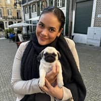 Sitter Profile Image: Eliza C.