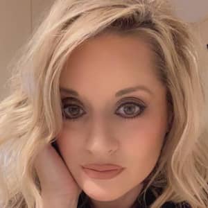 Sitter Profile Image: Chrissie B.