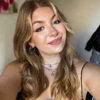 Sitter Profile Image: Ivory M.