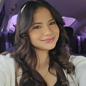 Sitter Profile Image: Lauryn B.