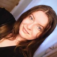 Sitter Profile Image: Victoria J.