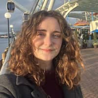 Sitter Profile Image: Isabelle S.