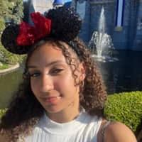 Sitter Profile Image: Chloe M.