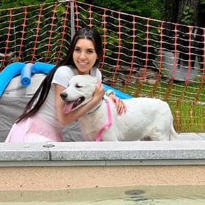 Sitter Profile Image: Dakota L.