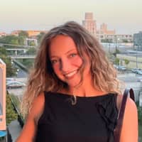 Sitter Profile Image: Sydney B.