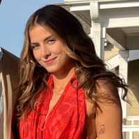 Sitter Profile Image: Laura M.