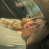 Sitter Profile Image: lacey c.