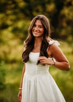 Sitter Profile Image: sydnie h.