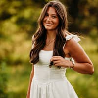 Sitter Profile Image: sydnie h.